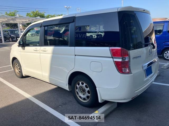 Honda e 2012-02 6913506-3