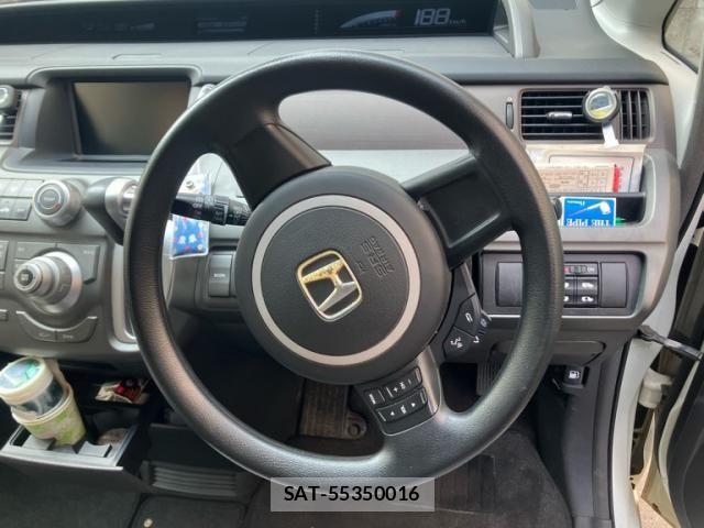 Honda e 2005-06 6913504-13