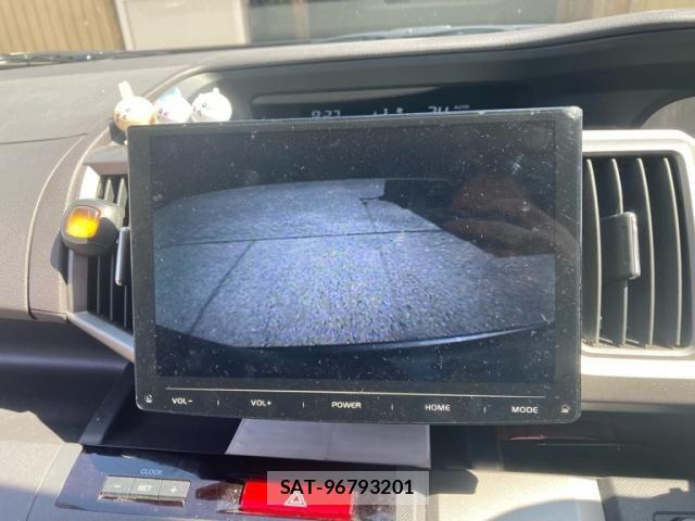 Honda e 2014-04 7021662-23