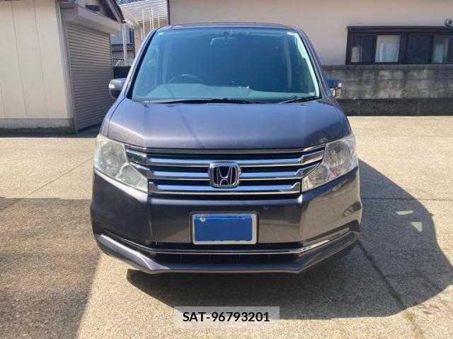 Honda e 2014-04 7021662-2