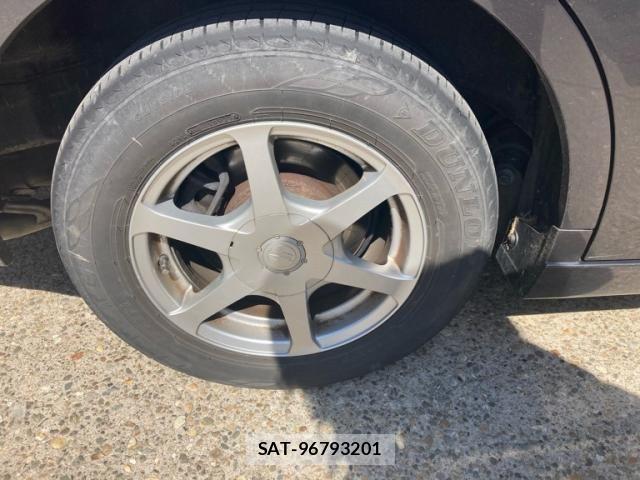 Honda e 2014-04 7021662-8