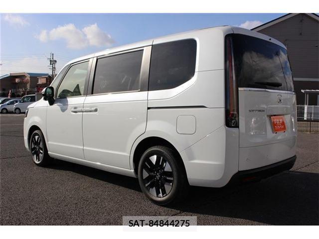 Honda e 2025-09 7225522-19