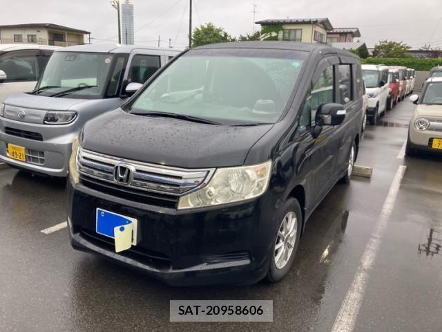 Honda e 2011-06 7217796-1
