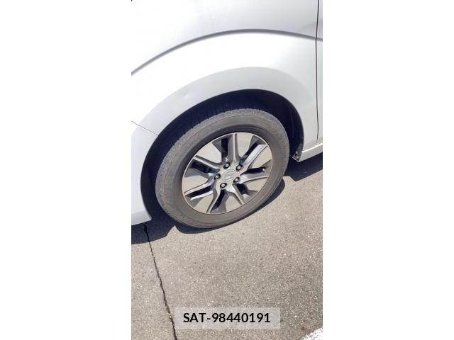 Honda e 2015-06 7252420-5