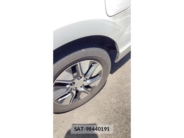 Honda e 2015-06 7252420-6