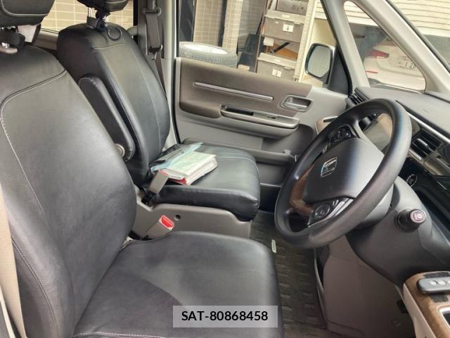Honda e 2017-03 7359955-10
