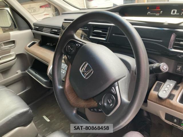 Honda e 2017-03 7359955-14
