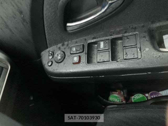 Honda e 2009-05 7394276-10