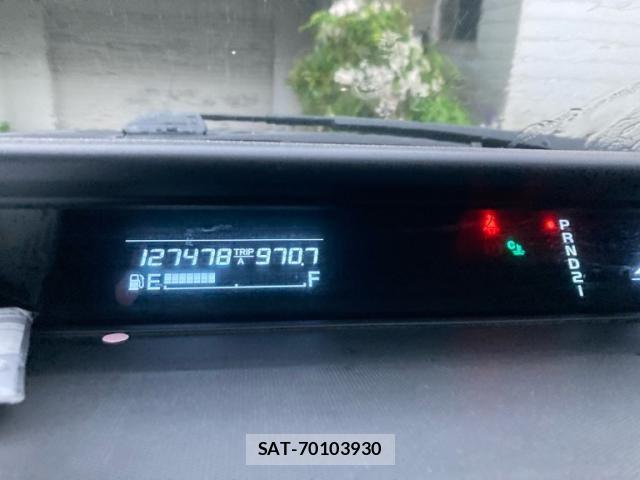 Honda e 2009-05 7394276-13