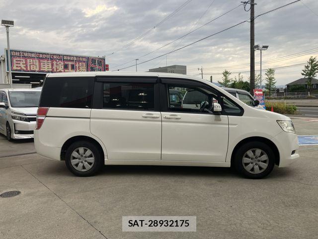 Honda e 2011-07 7458081-5