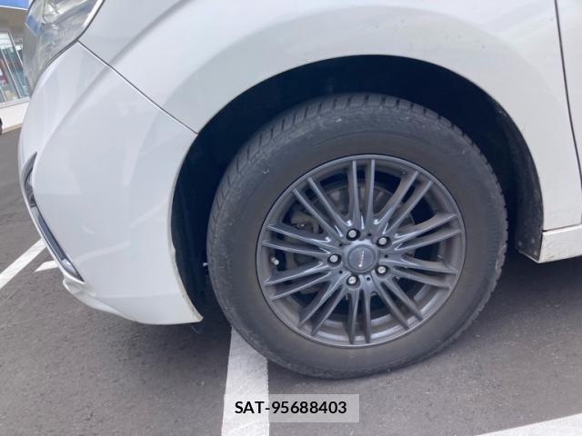 Honda e 2015-07 7620332-7