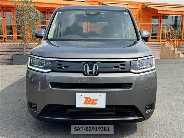 Honda e 2022-07 7620331-8