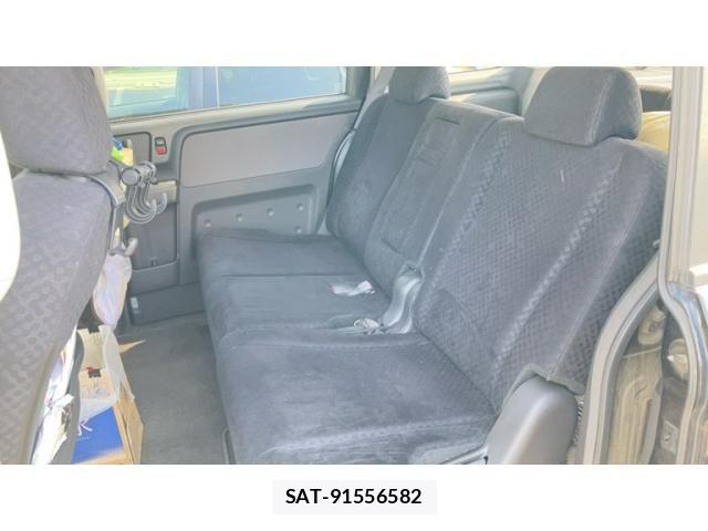Honda e 2007-05 7879637-12