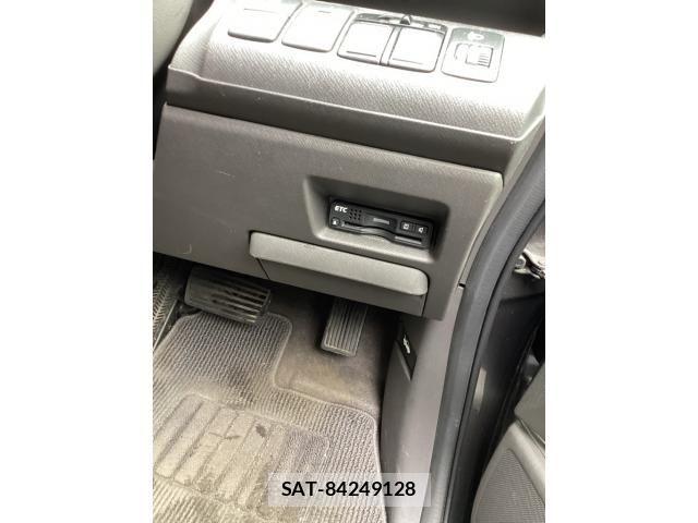 Honda e 2013-09 8038453-9