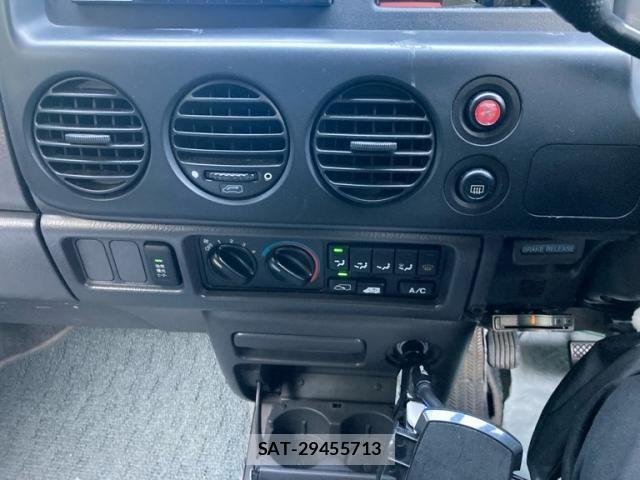 Honda e 1996-12 8038457-15