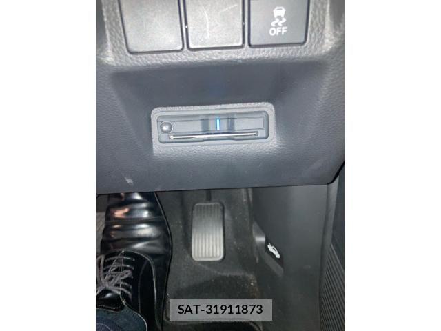 Honda e 2023-09 8075702-18