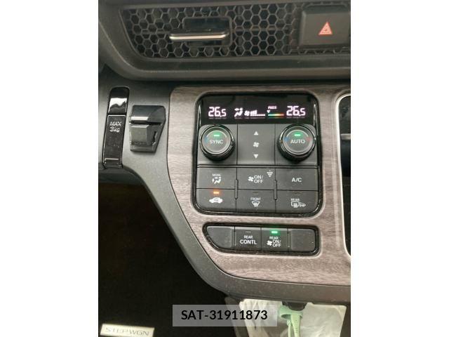 Honda e 2023-09 8075702-23