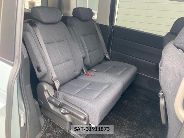 Honda e 2023-09 8075702-27