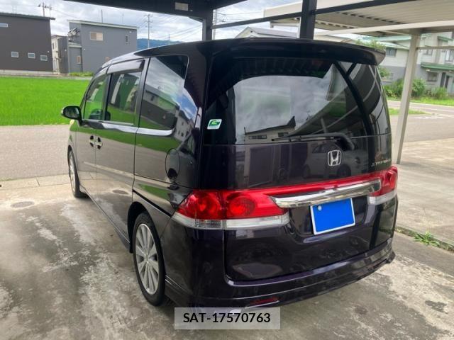Honda e 2005-12 8231895-18
