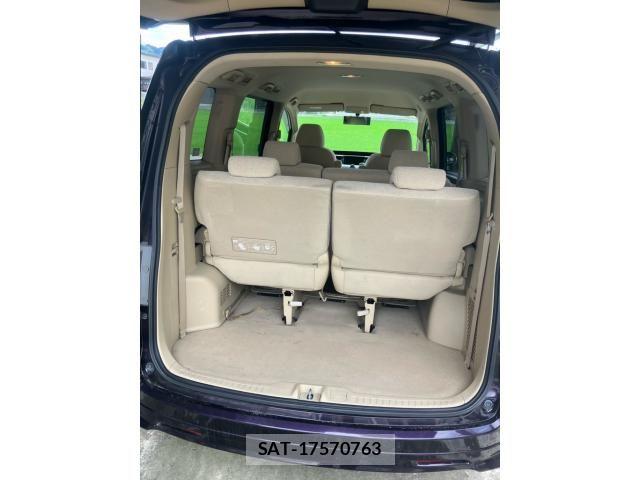 Honda e 2005-12 8231895-19
