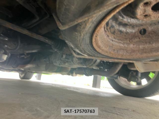 Honda e 2005-12 8231895-23