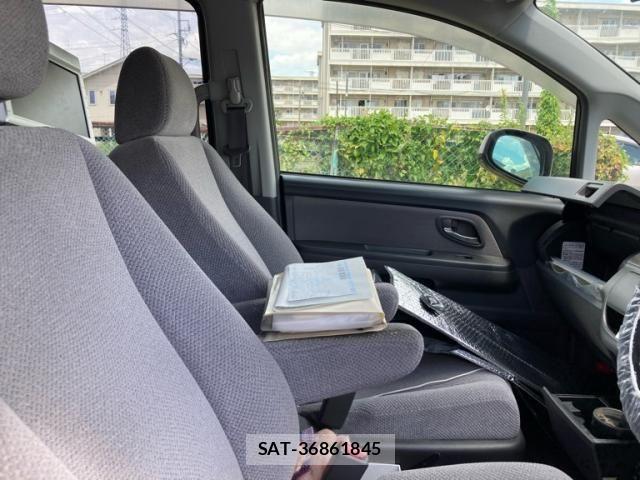 Honda e 2006-03 8246782-11