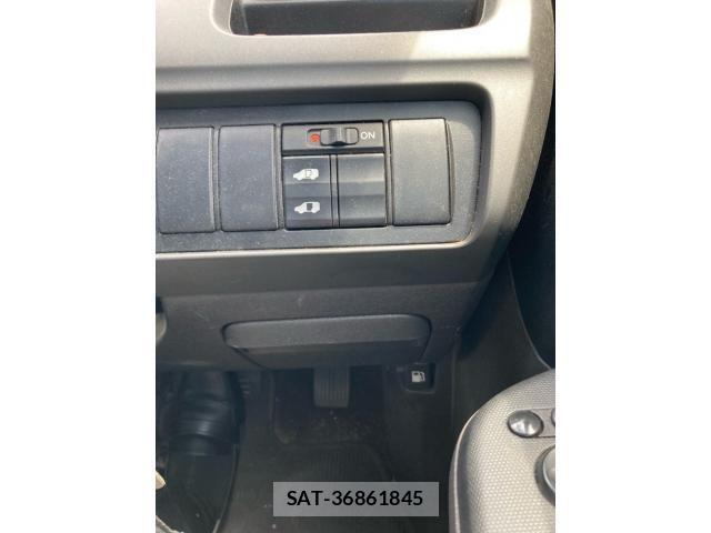 Honda e 2006-03 8246782-14