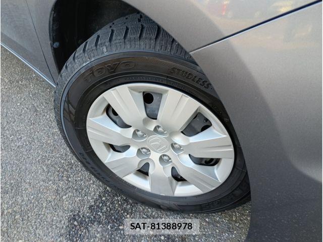 Honda e 2012-06 8368980-3