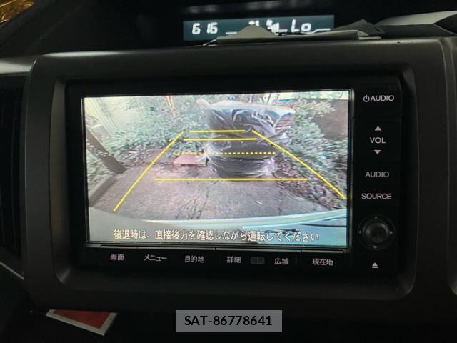 Honda e 2013-03 8528565-19