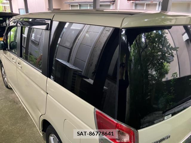 Honda e 2013-03 8528565-3