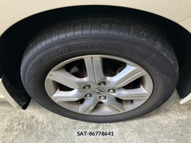 Honda e 2013-03 8528565-4