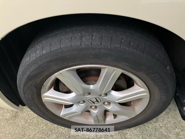 Honda e 2013-03 8528565-7