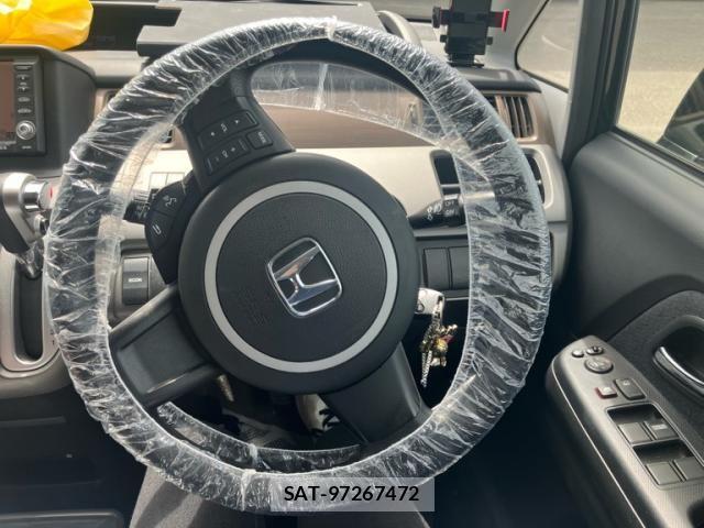 Honda e 2008-08 8666950-16