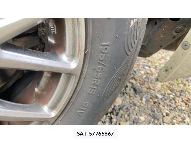 Honda e 2011-10 8797576-10