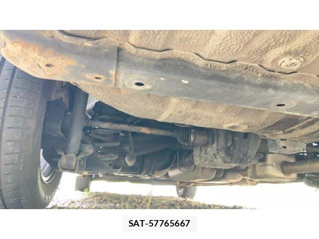 Honda e 2011-10 8797576-8