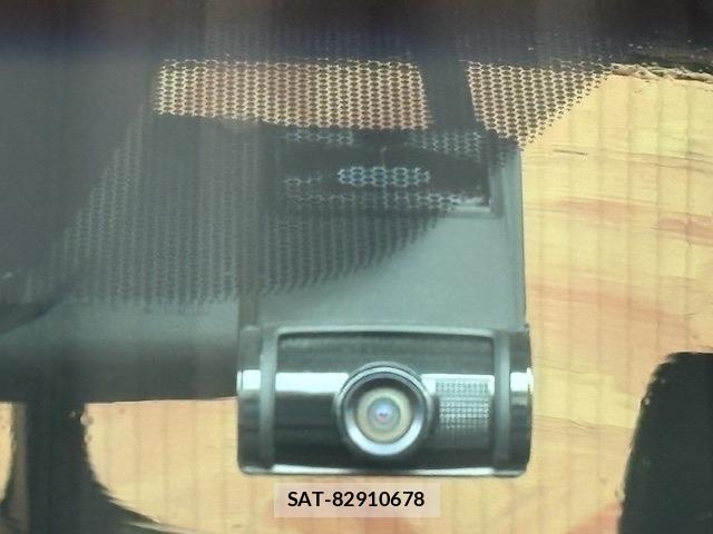 Honda e 2019-07 6247618-12