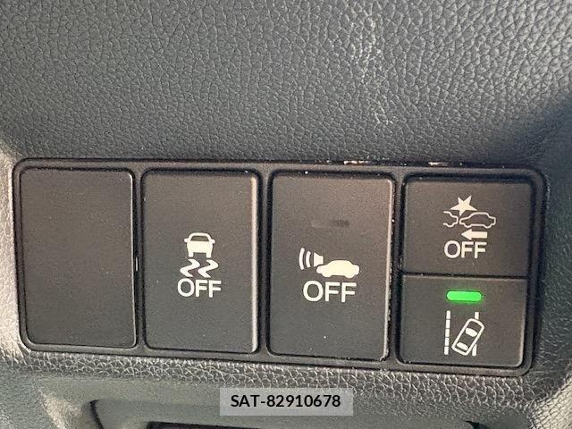 Honda e 2019-07 6247618-17