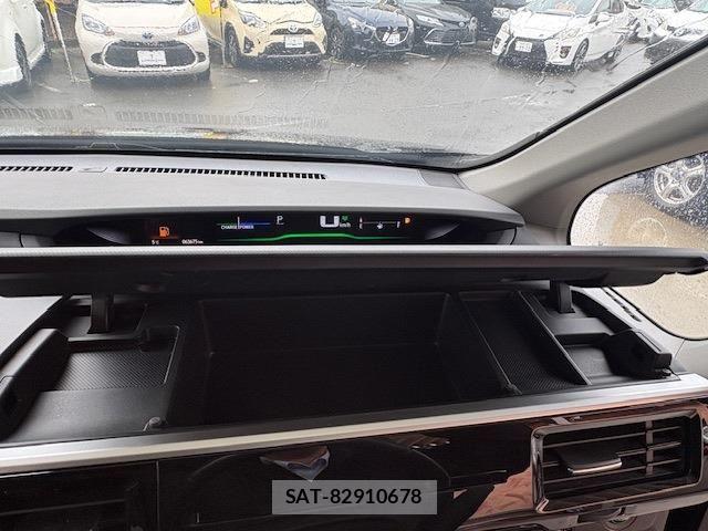 Honda e 2019-07 6247618-19