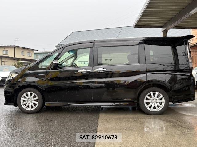 Honda e 2019-07 6247618-7
