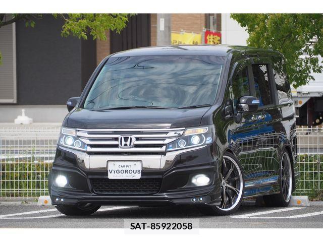 Honda e 2014-02 977774-4