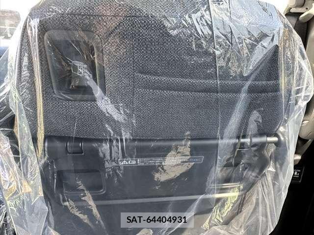 Honda STEP WGN 2026-03 6717427-11