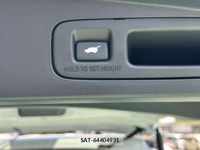 Honda STEP WGN 2026-03 6717427-14