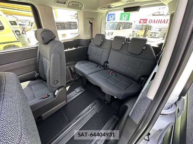 Honda STEP WGN 2026-03 6717427-6
