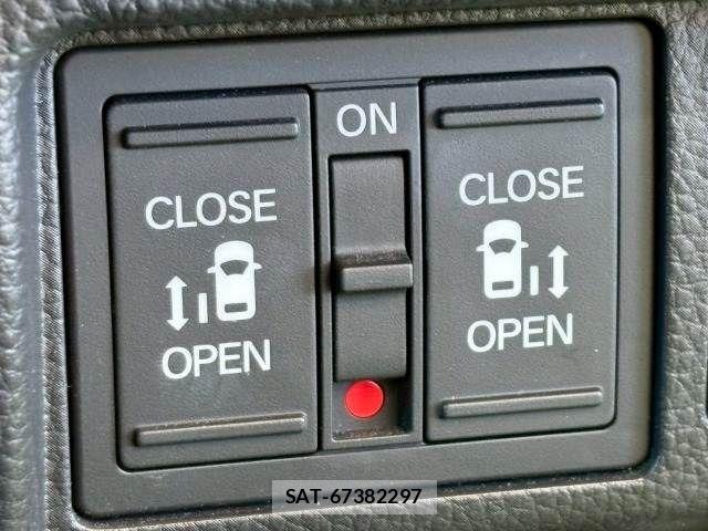 Honda STEP WGN 2022-12 6791509-6