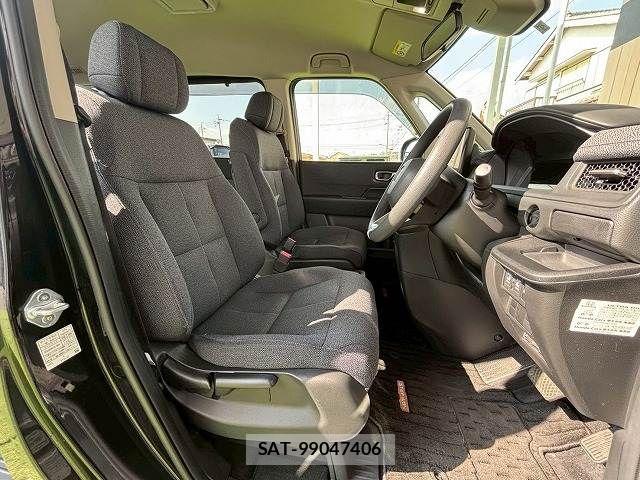 Honda STEP WGN 2023-03 6791508-11