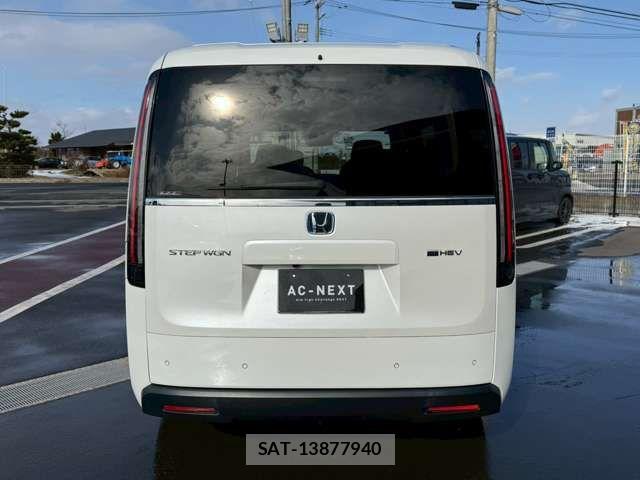 Honda STEP WGN 2022-07 6791507-16
