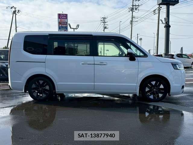 Honda STEP WGN 2022-07 6791507-18