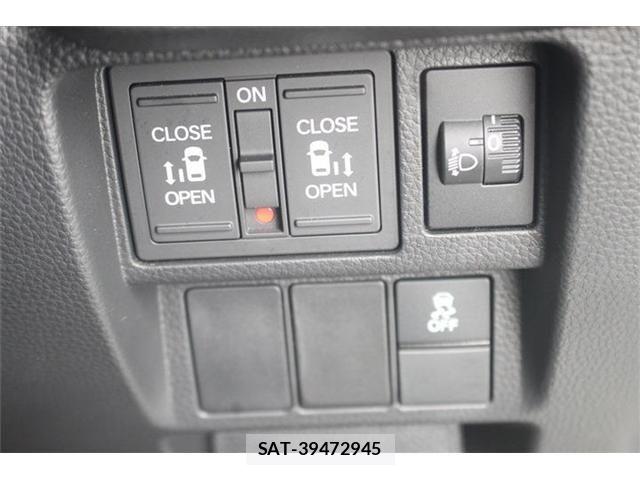 Honda STEP WGN 2024-05 7225520-25