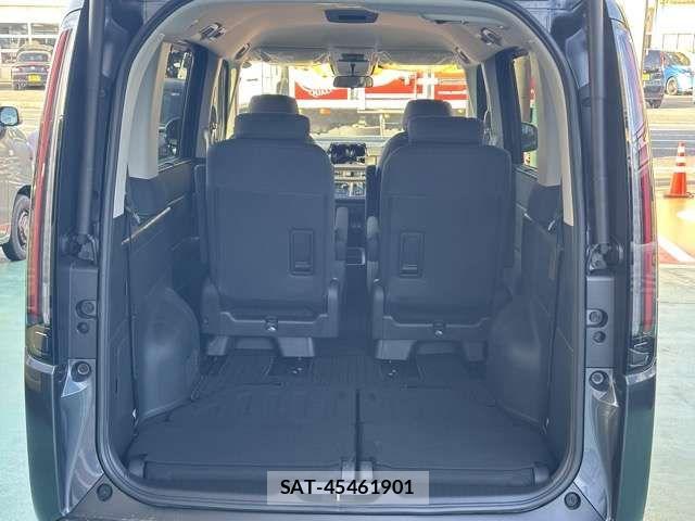 Honda STEP WGN 2026-01 7330299-15