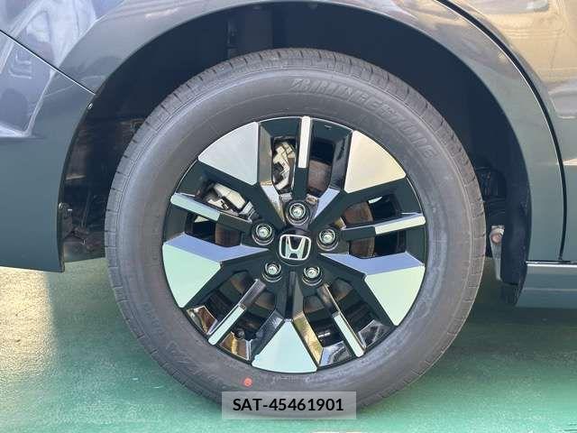 Honda STEP WGN 2026-01 7330299-18